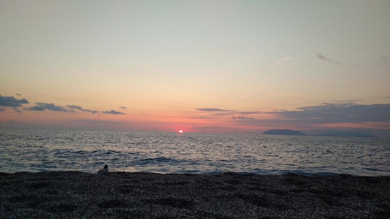 Blu Mare - Milazzo Bed and Breakfast Exteriör bild