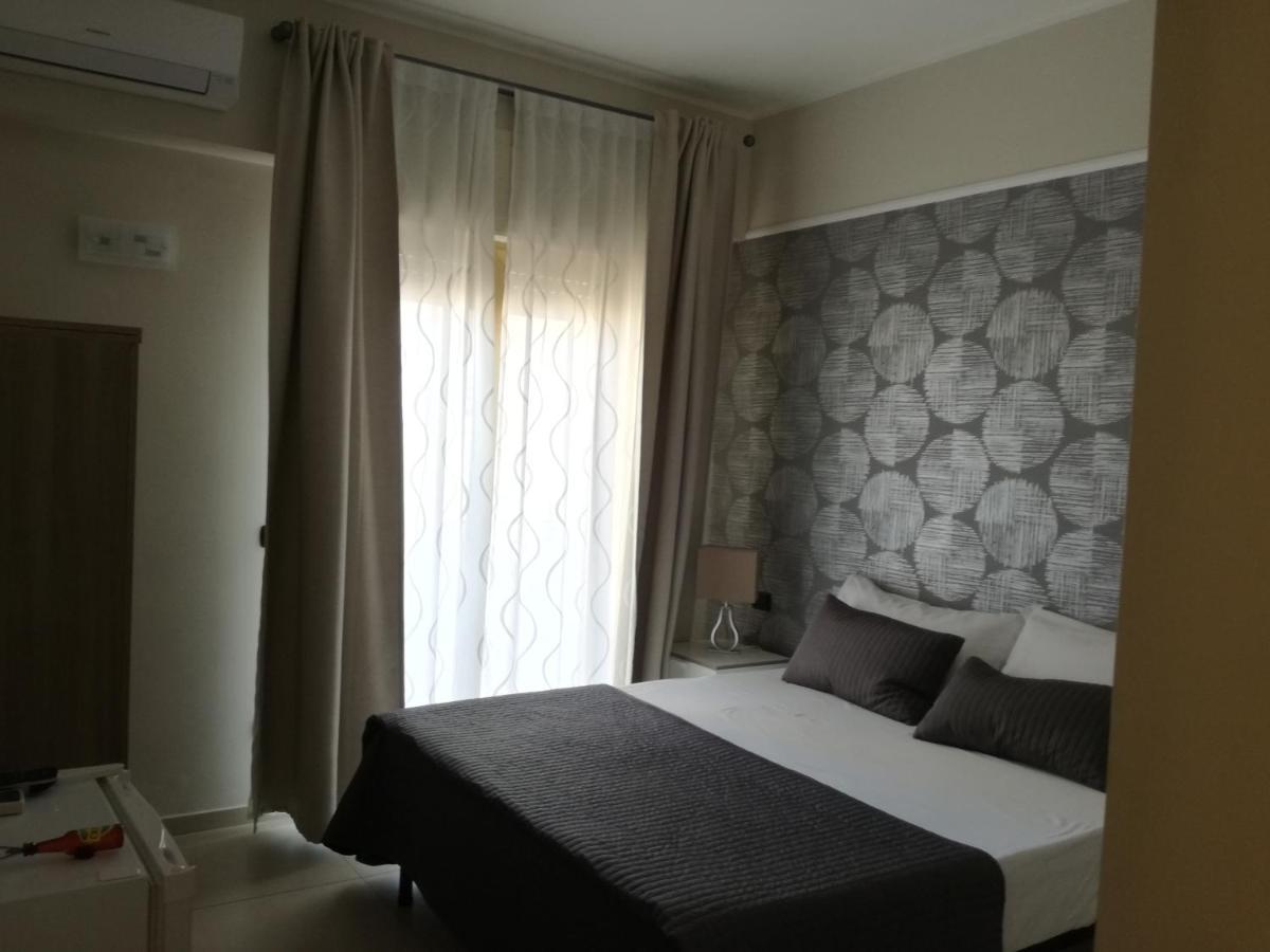 Blu Mare - Milazzo Bed and Breakfast Exteriör bild